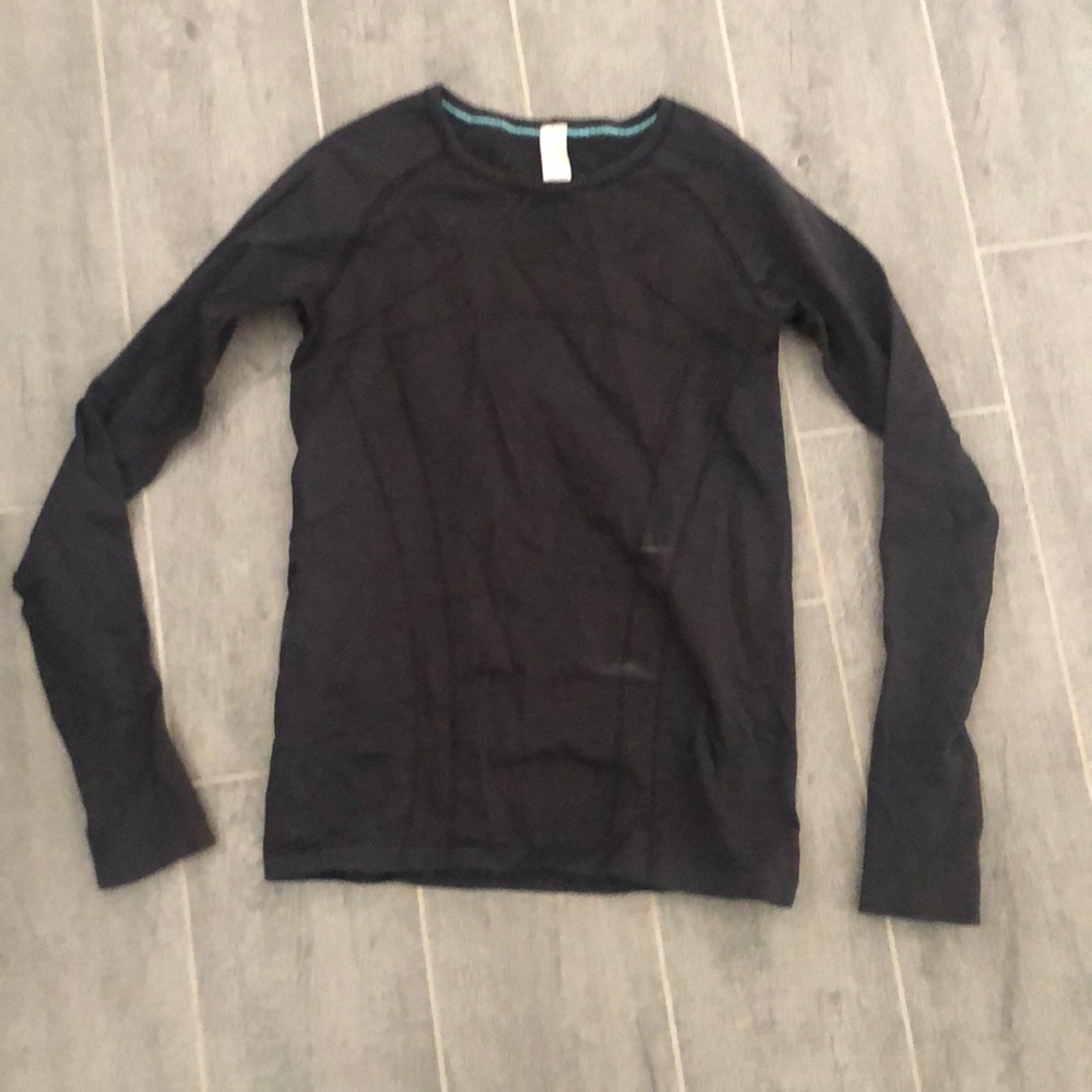 Ivivva shirt